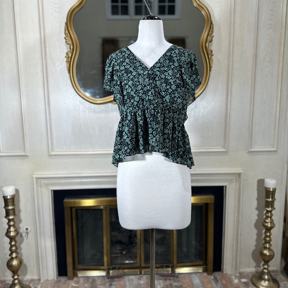Madewell Black Floral Flutter Sleeve‎ Peplum Blouse – Small